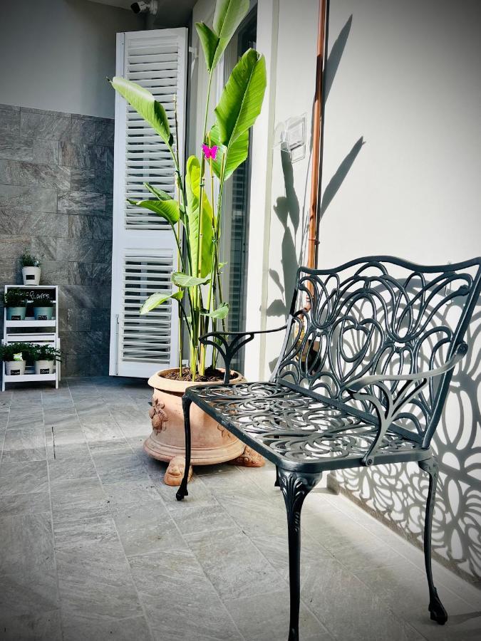 Lucentum Acomodação com café da manhã Prato  Exterior foto